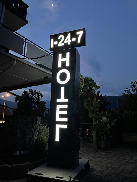 Schlafen ohne Frühstück Check-in 24-7 & Late Check-in - отзывы и видео