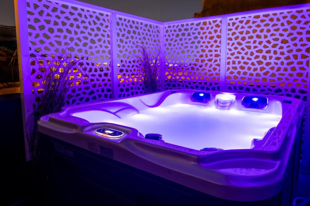 Kép Luxury Penthouse with Acropolis View and Jacuzzi szállásáról Athénban a galériában