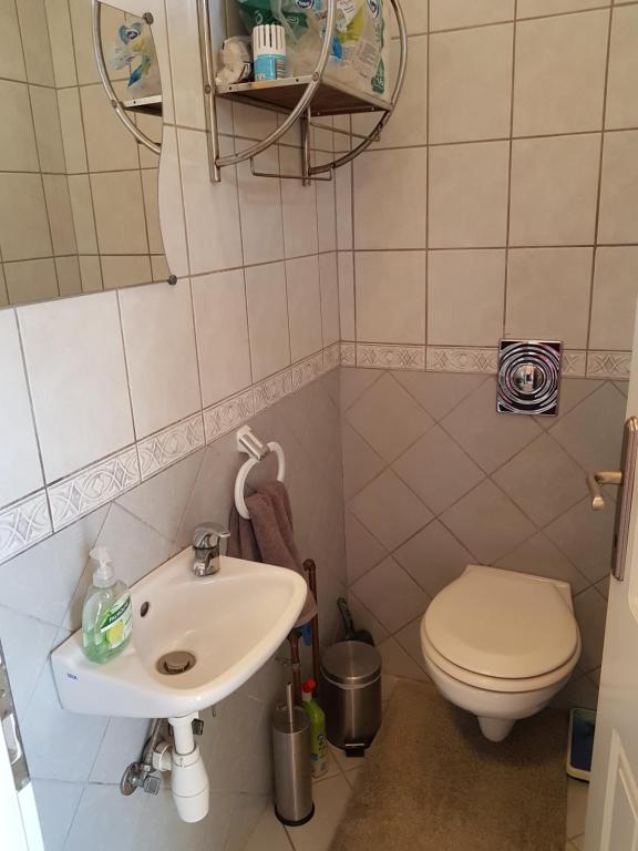 Łazienka w obiekcie Ede Apartman