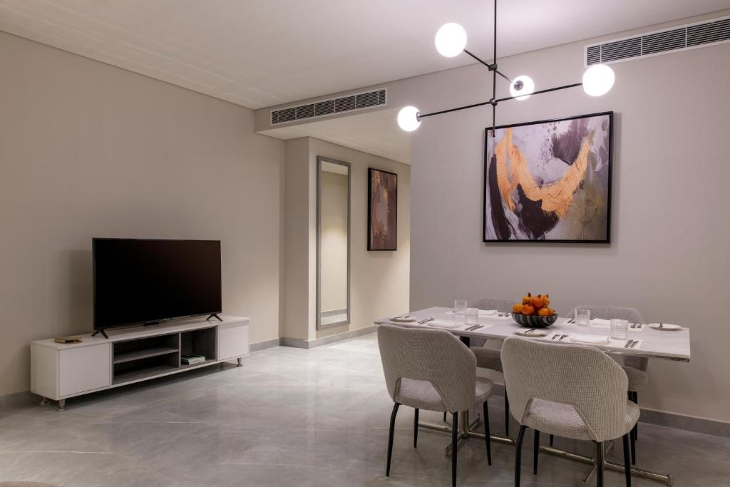 Steigenberger Residence Dohaにあるテレビまたはエンターテインメントセンター