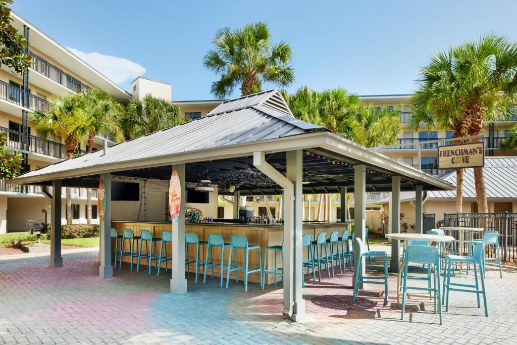 Restaurace v ubytování Staybridge Suites Orlando Royale Parc Suites by IHG