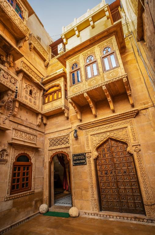 Gallery image of Hotel Rajmandir in Jaisalmer