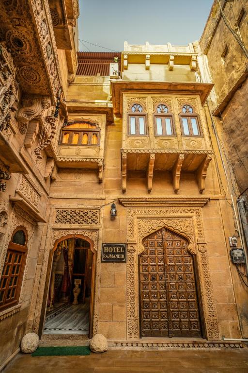 Gallery image of Hotel Rajmandir in Jaisalmer