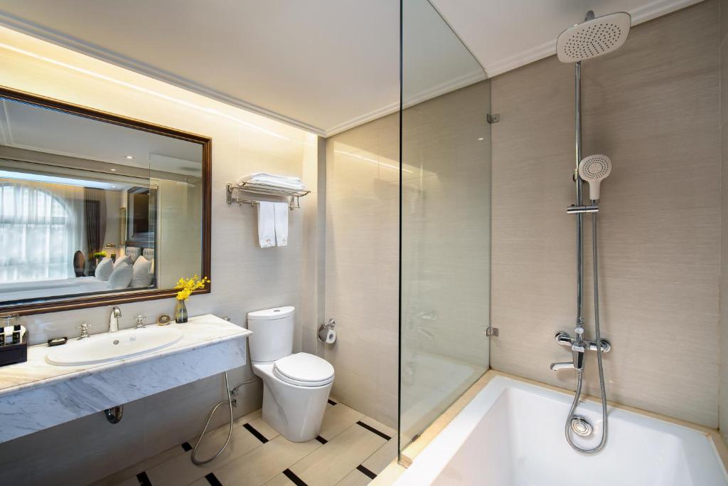 Phòng Deluxe Giường Đôi/2 Giường Đơn Nhìn Ra Thành Phố