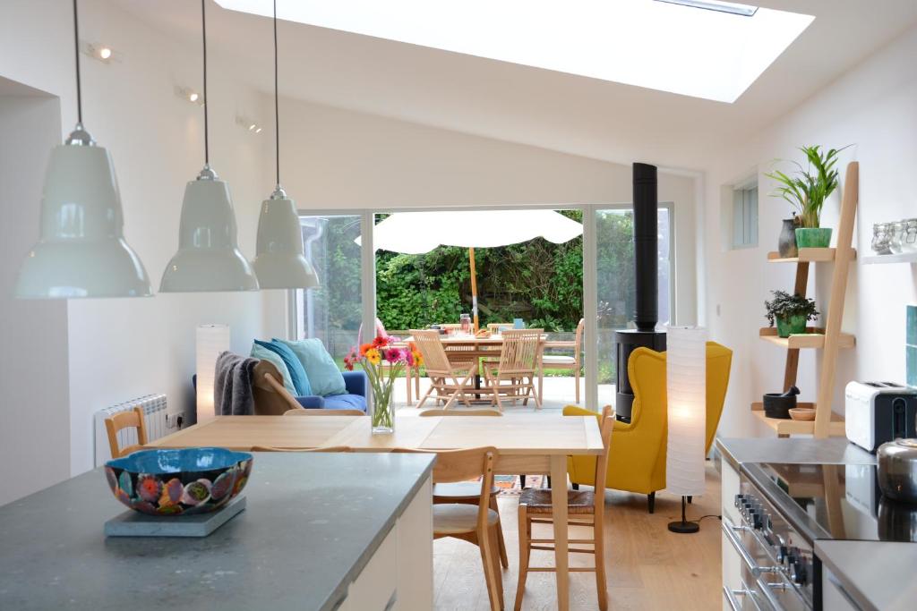 2 Pink Cottages, Aldeburgh 4