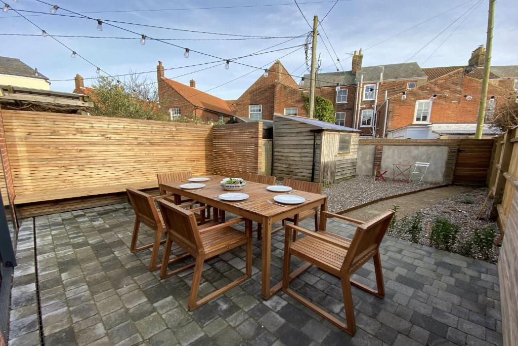 37 Stradbroke Road, Southwold 5