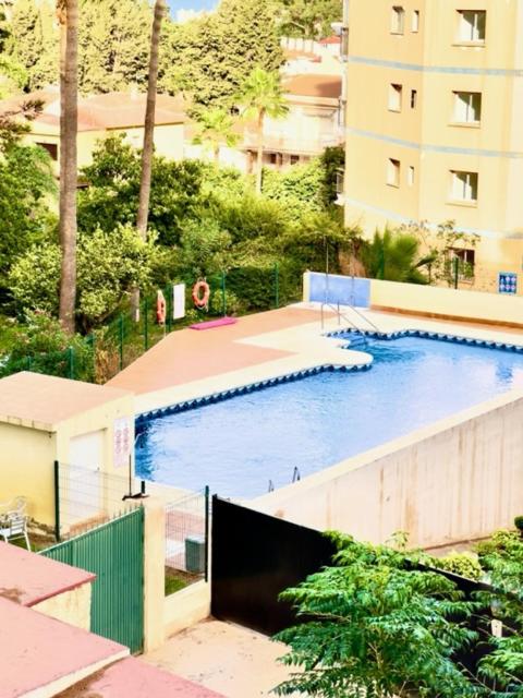 Bazén v ubytovaní Apartamento Marysol alebo v jeho blízkosti