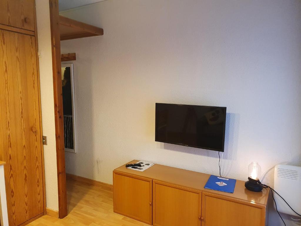 TV a/nebo společenská místnost v ubytování Apartamentos Grifovacances Nevada