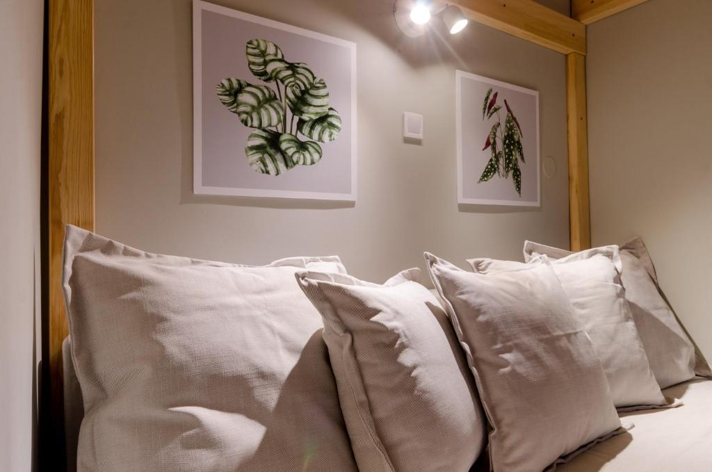 Posteľ alebo postele v izbe v ubytovaní Cosy Studio In Party District AK20S