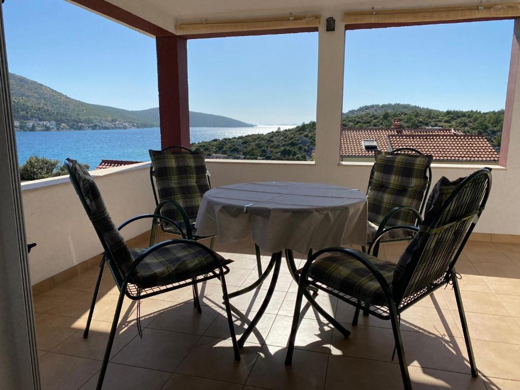 Příroda nedaleko apartmánu