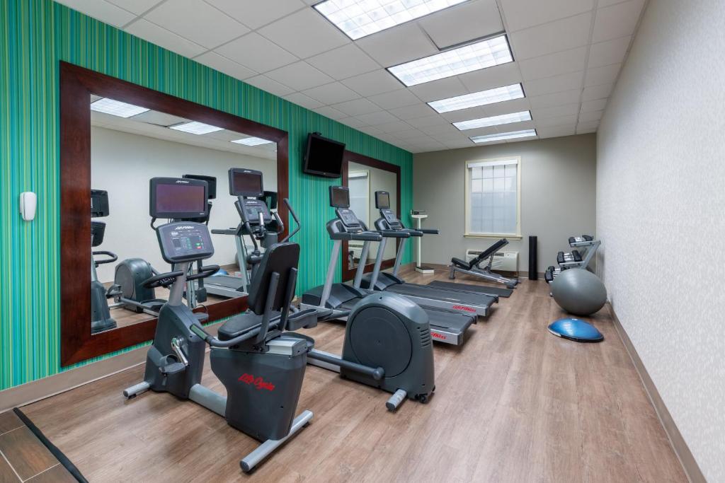 Holiday Inn Express State College at Williamsburg Square by IHG photo