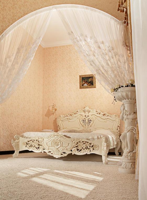 Oreanda Hotel - King Suite