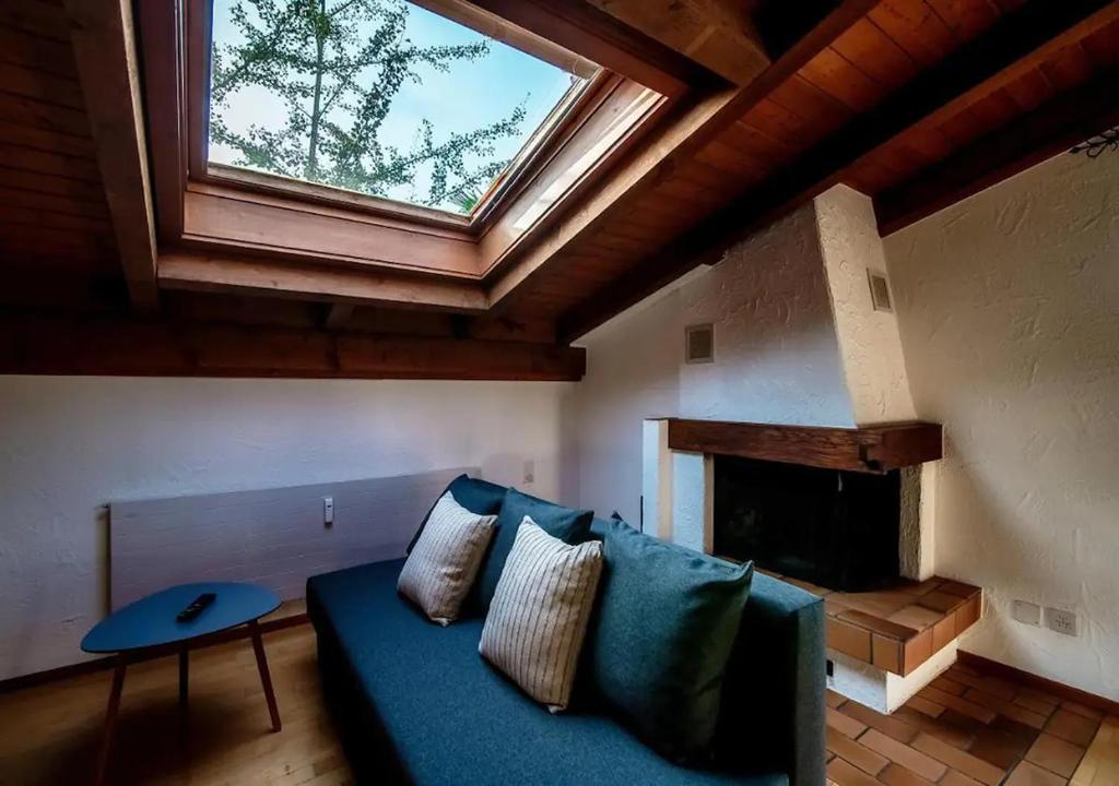 Posezení v ubytování Casa Rogoria - Intimo rifugio con terrazza e caminetto