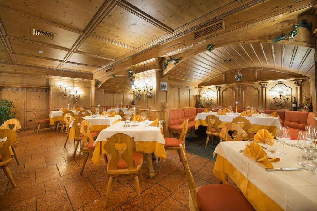 Restaurace v ubytování Hotel Valtellina