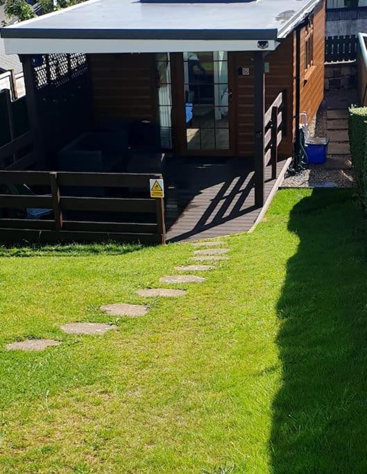 Zahrada ubytování La'al Lodge in Kendal (The Gateway to the Lakes)
