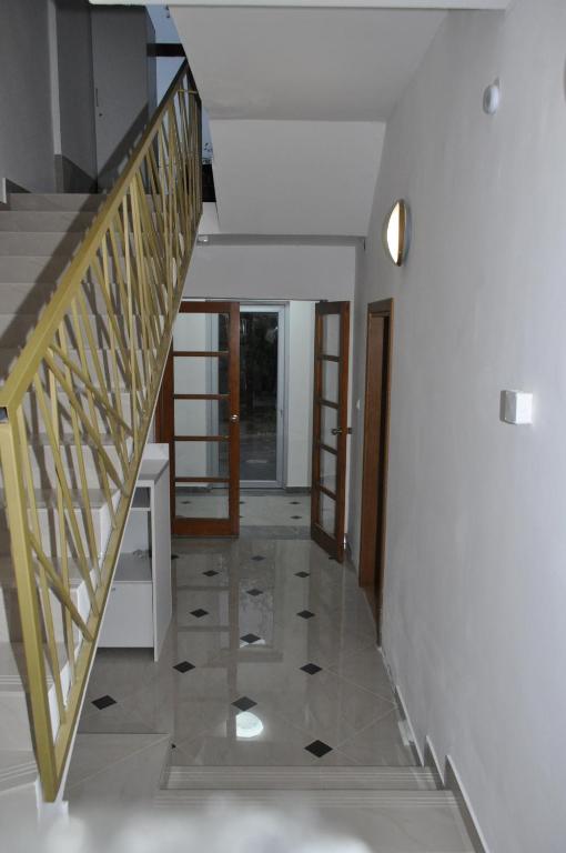 Naktsmītnes SMEŠTAJ SOLARIS kod Aqua Parka Studio Apartmani pilsētā Sokobanja fotogalerijas attēls