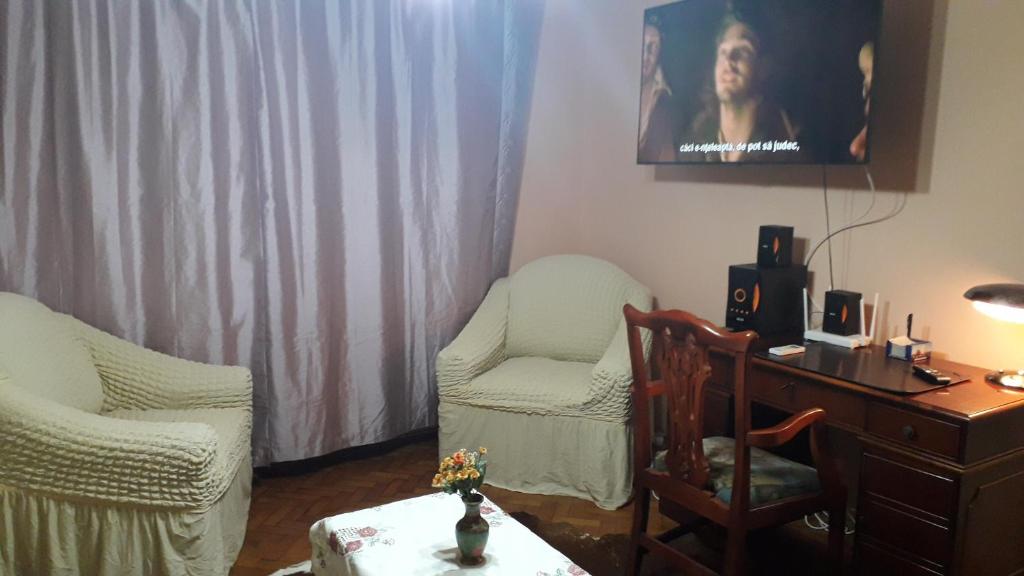 Cozy, central 1-bedroom apartment in Timisoara, Romania - One-Bedroom Apartment