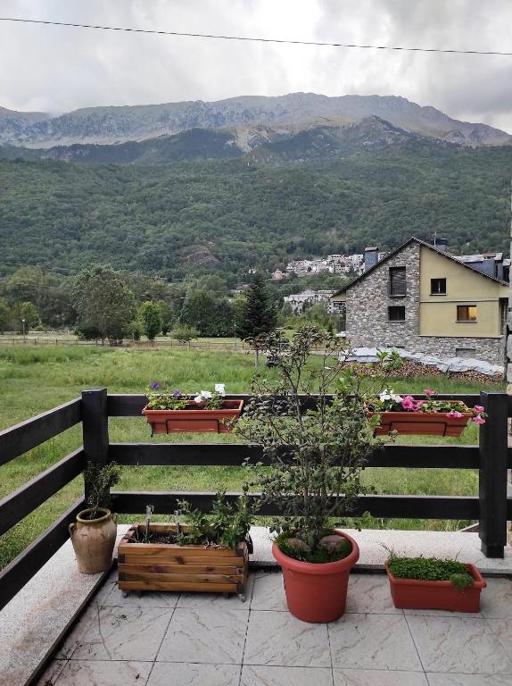Nespecifikovaný výhled na hory nebo výhled na hory při pohledu z apartmánu