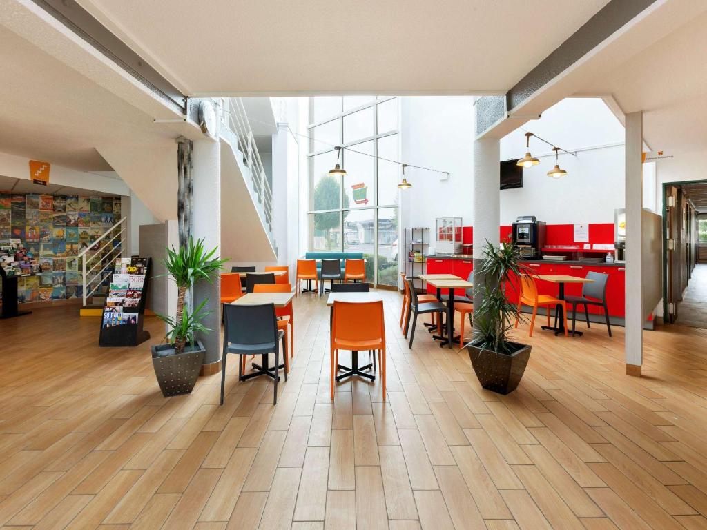 Posezení v ubytování Hôtel F1 Reims Tinqueux