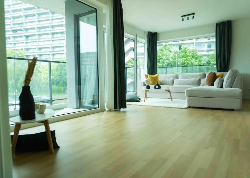 LUXURY LUMINOUS 2bedroom apt CENTER of BRUSSELS - Appartamento Con Due Camere Da Letto