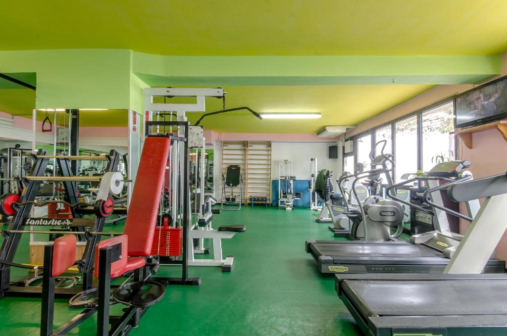 Fitness centrum a/nebo fitness zařízení v ubytování Hotel Residence Club Primula