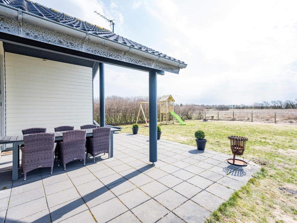 Zahrada ubytování Holiday home Tarm LIX