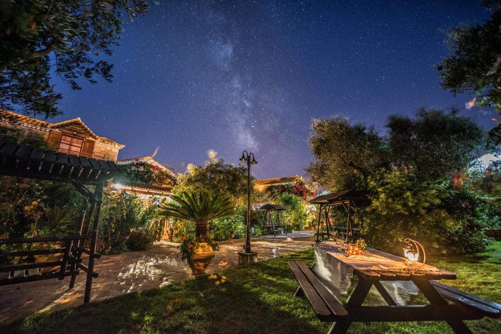 A garden outside Ktima Kourou