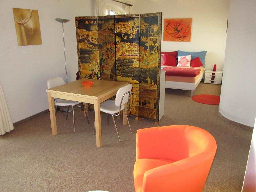 Postel nebo postele na pokoji v ubytování B&B Pension Marina