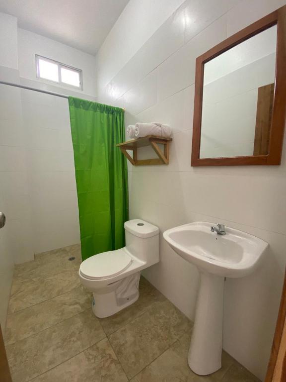 Koupelna v ubytování Samana Hostal, Puerto Engabao