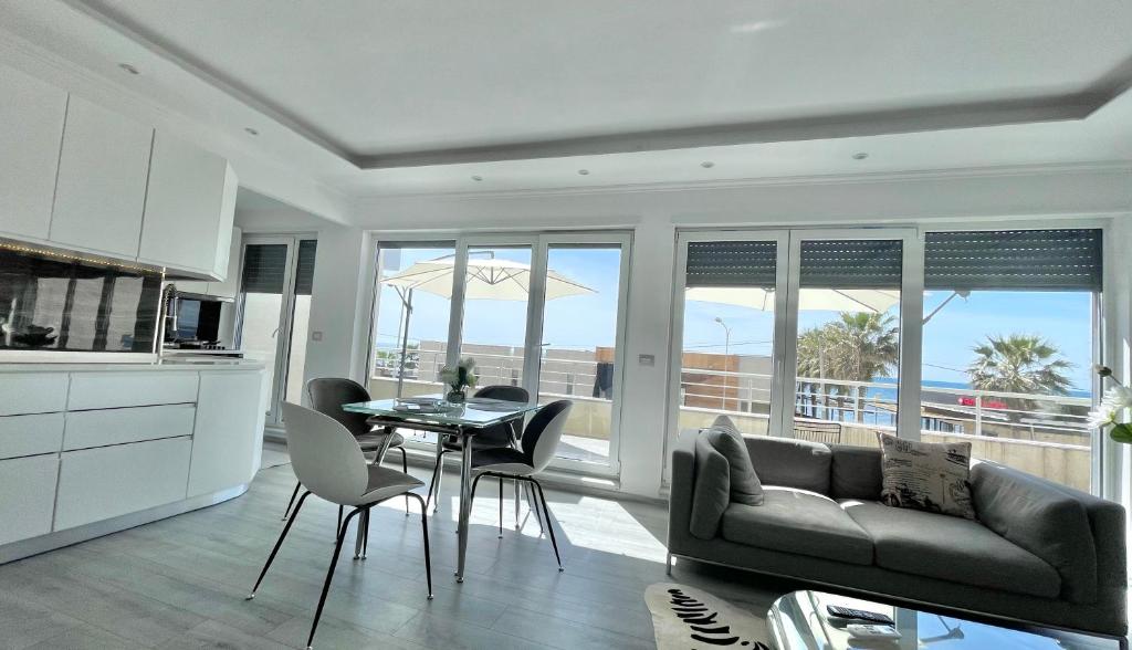 Durres Currila Beach Trendy RELAX Lifestyle - Image 4