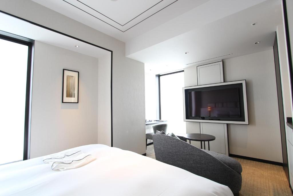 KOKO HOTEL Premier Nihonbashi Hamacho photo