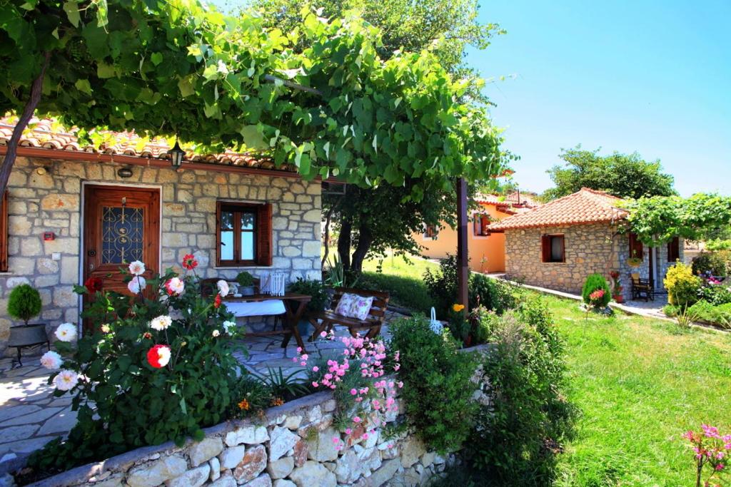 Vonkajšia záhrada v ubytovaní Panorama Villas