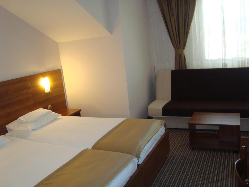 Hotel Damis - Habitación Triple