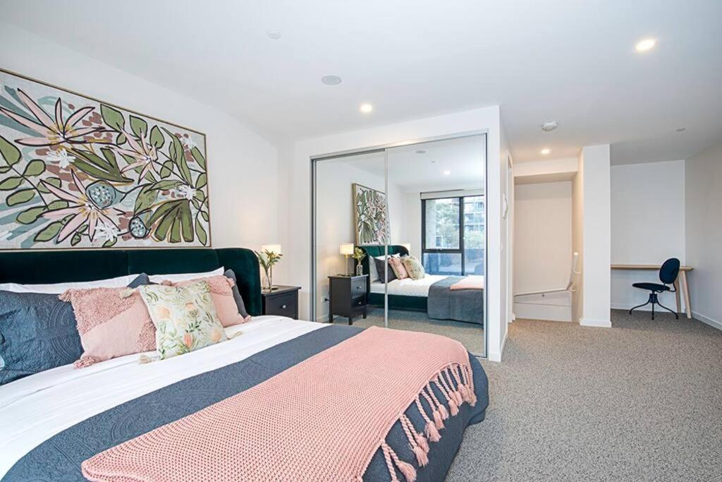 Suitetrails - One-Bedroom Luxury Mulberry Apartment