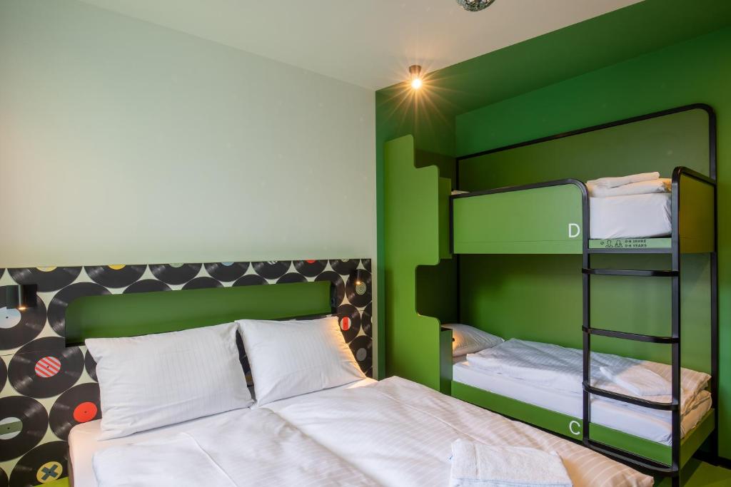 MEININGER Hotel Dresden Zentrum - Resim 39