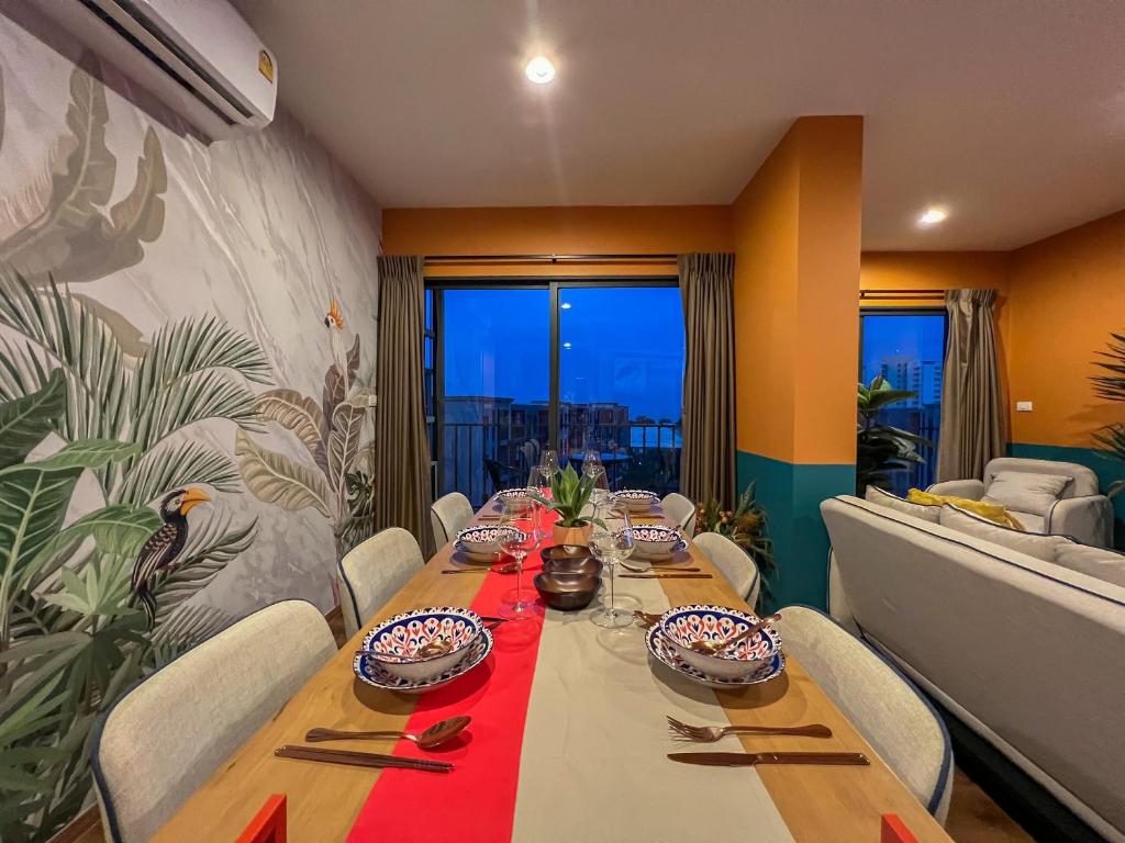 Fotografie z fotogalerie ubytování La Habana Luxury 2 Bedroom Suites with Ocean View v destinaci Hua Hin