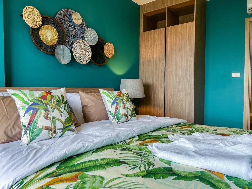 Postel nebo postele na pokoji v ubytování La Habana Luxury 2 Bedroom Suites with Ocean View