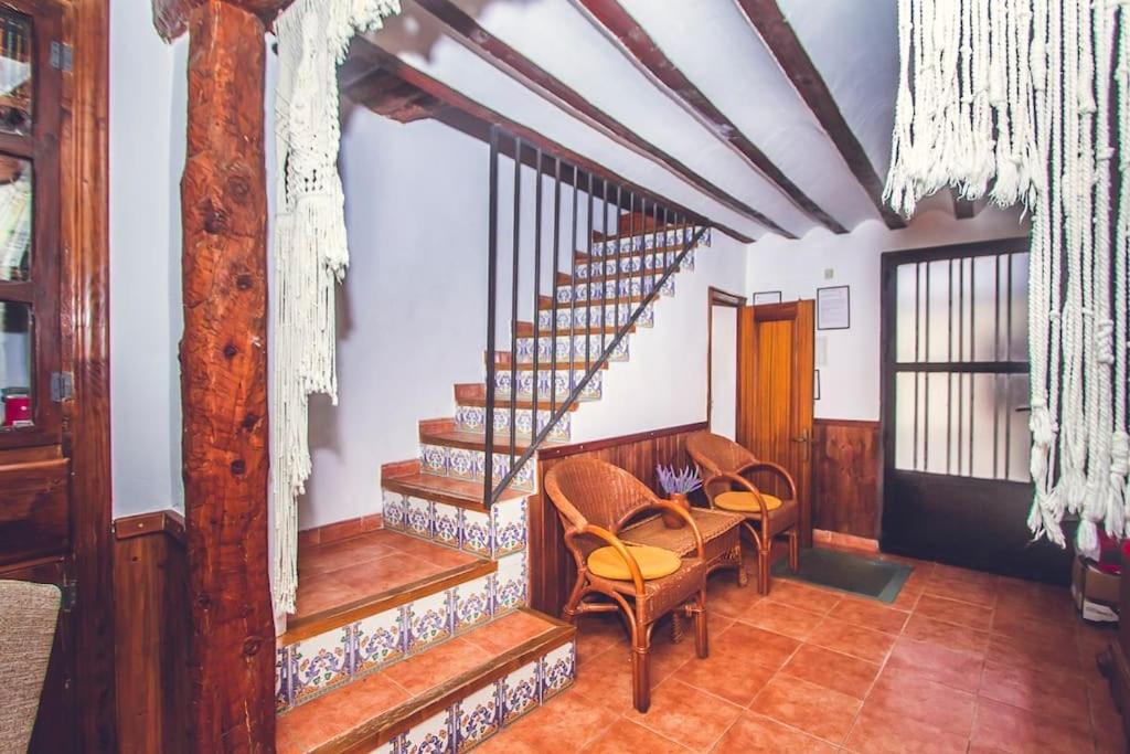 Posedenie v ubytovaní Las Casicas del Tío Ángel-A