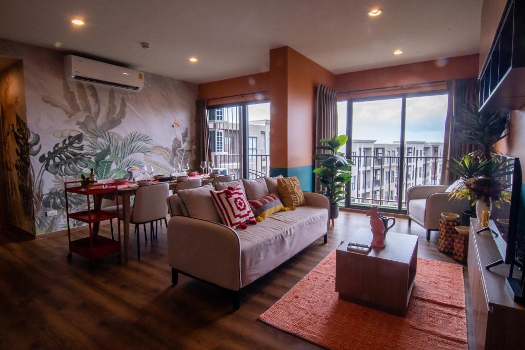 Stunning Luxury Apartments With Ocean View In La image