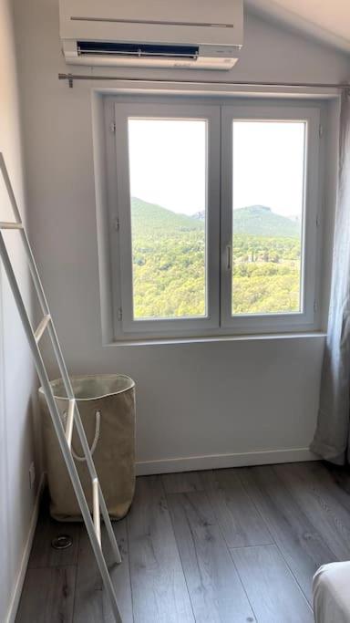 Zdjęcie z galerii obiektu Lou Souleié w mieście Bagnols-en-Forêt