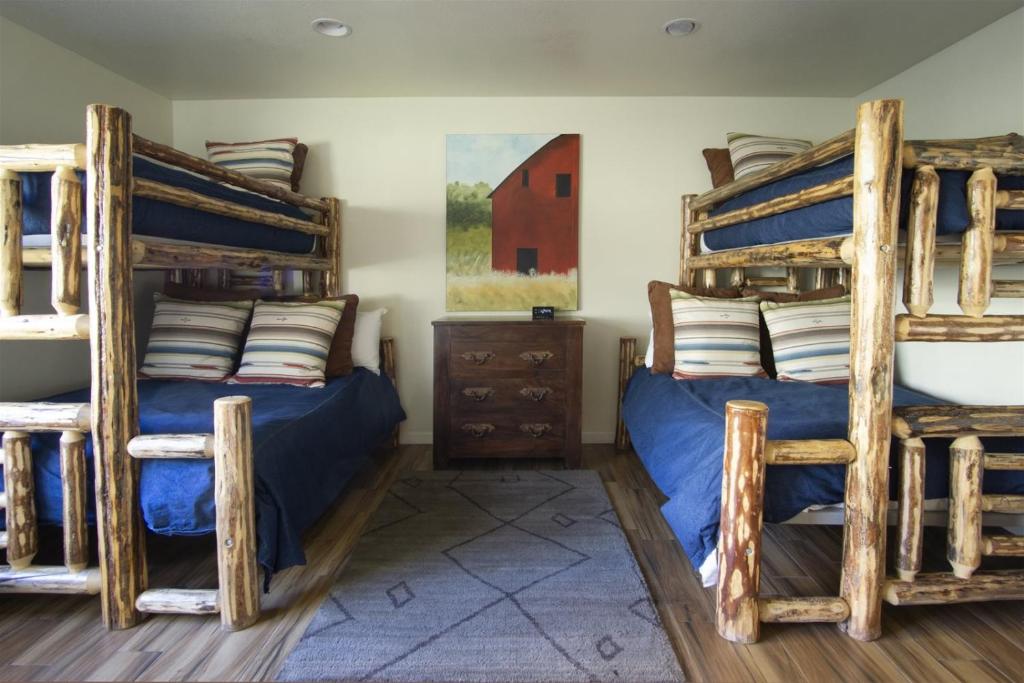 Apartment Interlaken 18, June Lake, USA