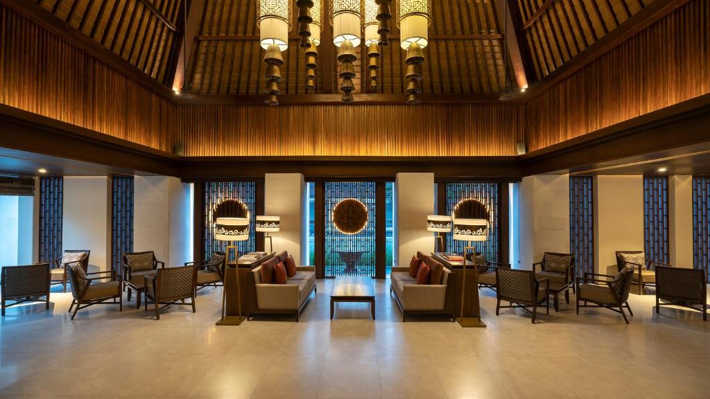 Posezení v ubytování Ramayana Suites and Resort