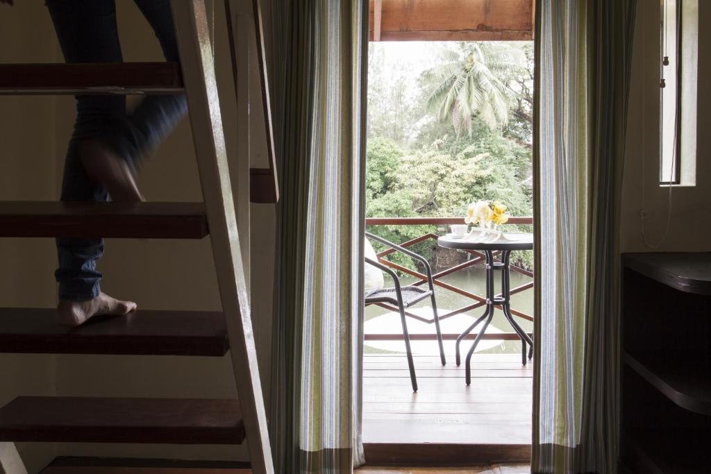 Baan Luang Rajamaitri Historic Inn - Monolocale Con Balcone