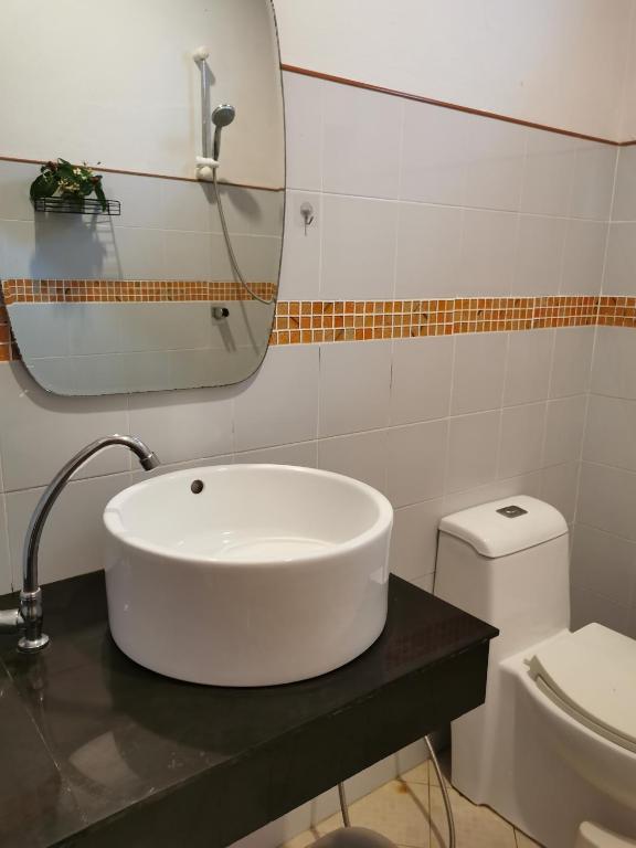 Koupelna v ubytování De​ Lanta place
