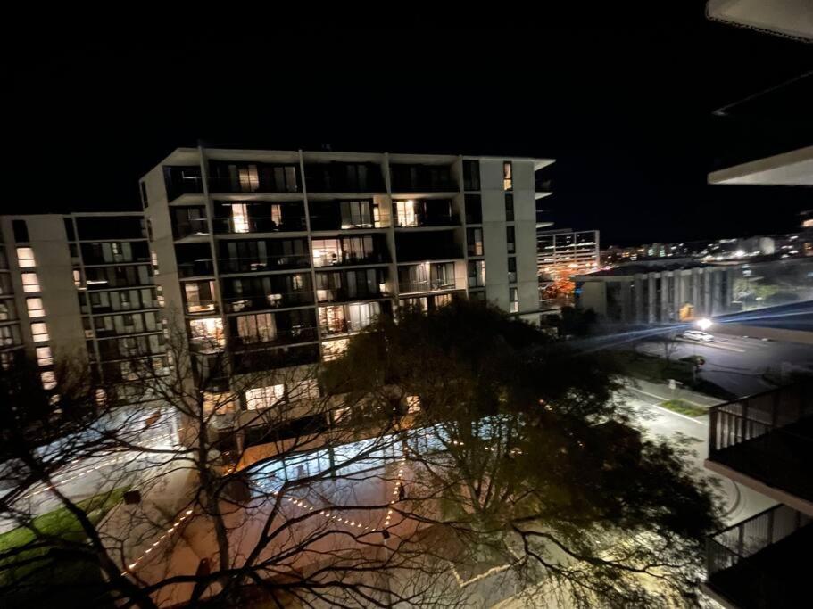 Lovely 1 bedroom rental apartment + free parking, Canberra (updated