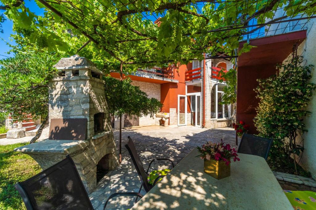 Zdjęcie z galerii obiektu Apartment Stari w mieście Krnica