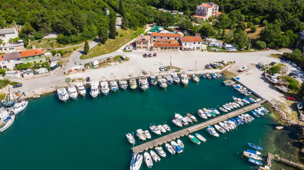 Zdjęcie z galerii obiektu Apartment Stari w mieście Krnica