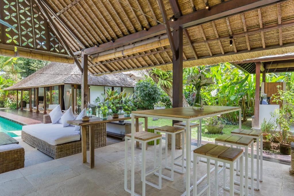 Kebun di luar Bali Villa Home