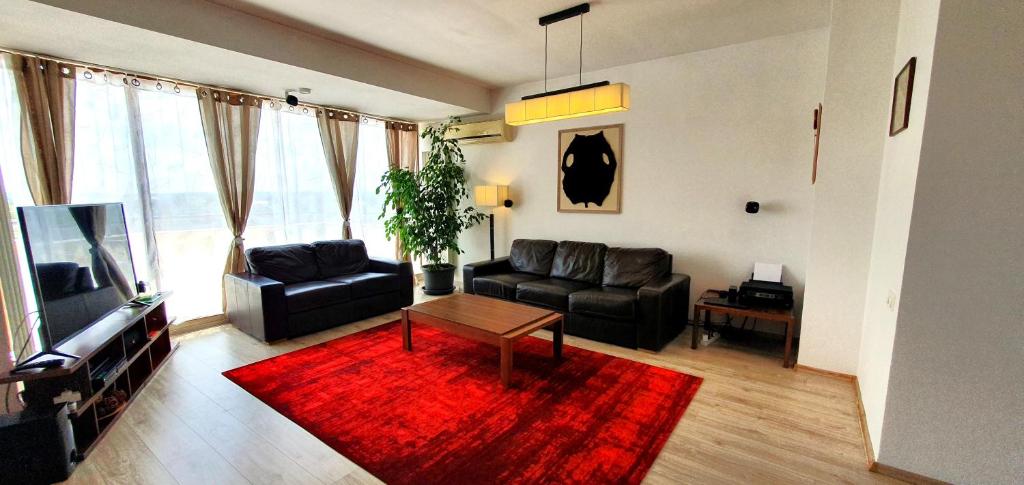Corbeanca Penthouse - Housity