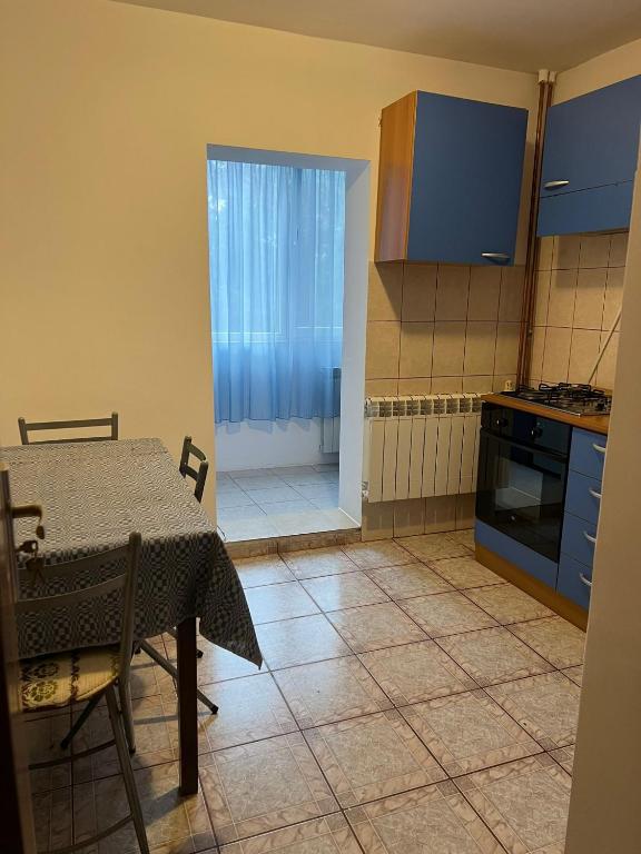 inchiriere apartament cu 3 camere oradea